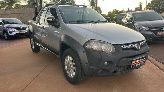 FIAT STRADA 1.8 MPI ADVENTURE CD 16V FLEX 2P MANUAL FIAT STRADA 1.8 MPI ADVENTURE CD 16V FLEX 2P MANUAL